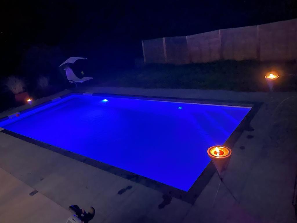 Appartement 5 Personnes Avec Acces Piscine Thyle Exteriör bild