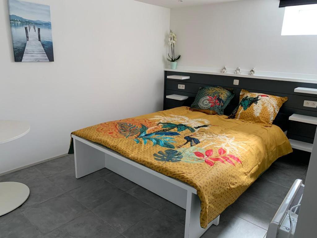 Appartement 5 Personnes Avec Acces Piscine Thyle Exteriör bild