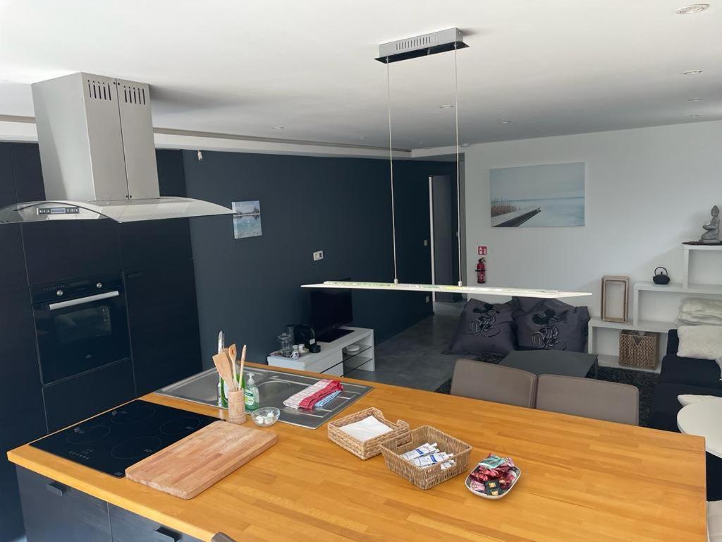 Appartement 5 Personnes Avec Acces Piscine Thyle Exteriör bild